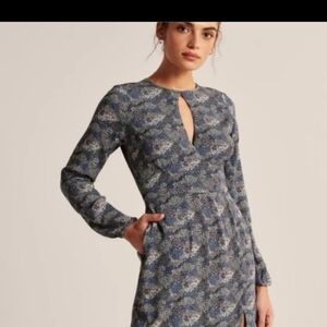 Abercrombie & Fitch Floral Long Sleeve Keyhole Lined Mini Dress